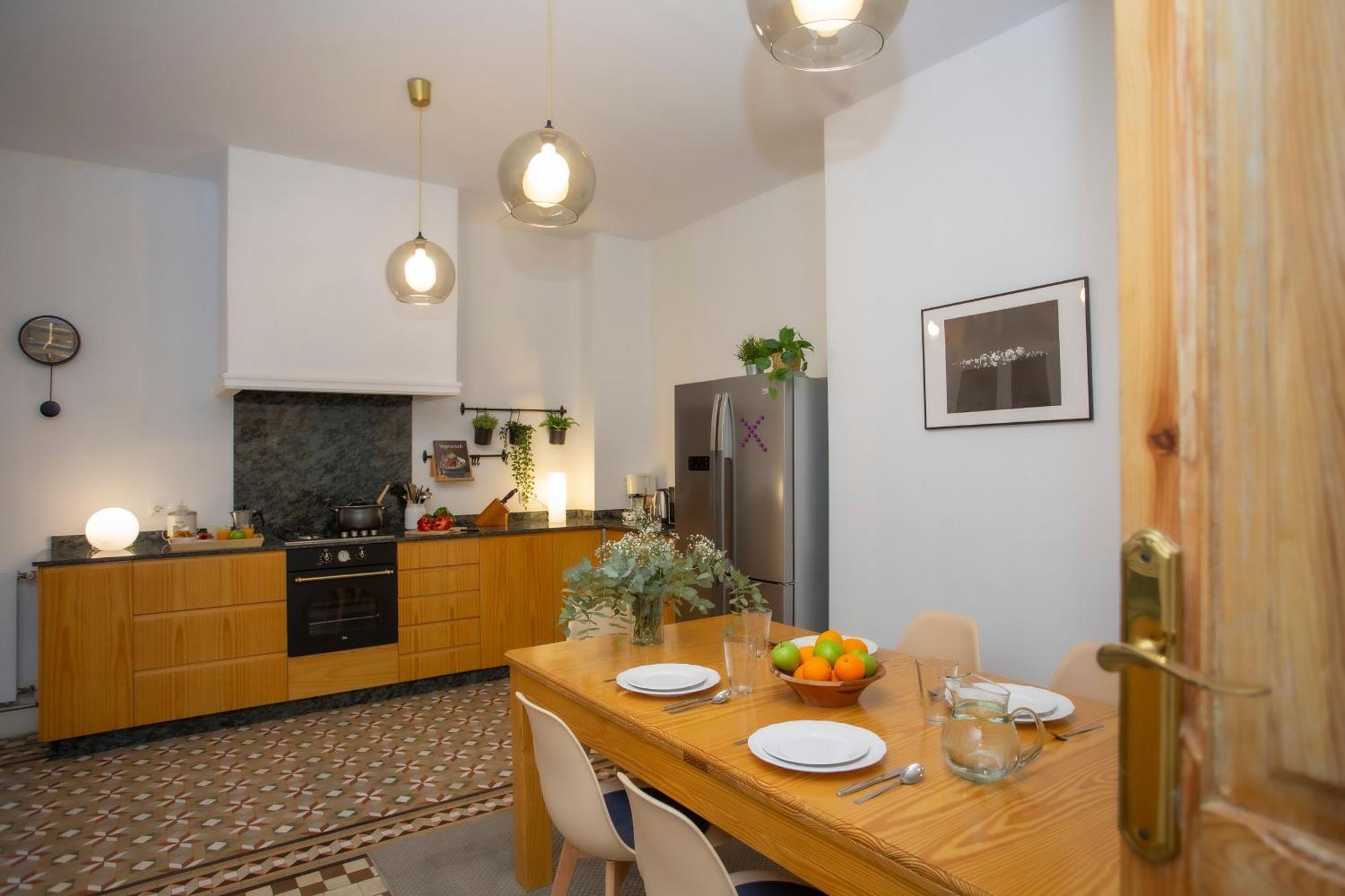 ולנסיה Singularstays Ms Rogers מראה חיצוני תמונה